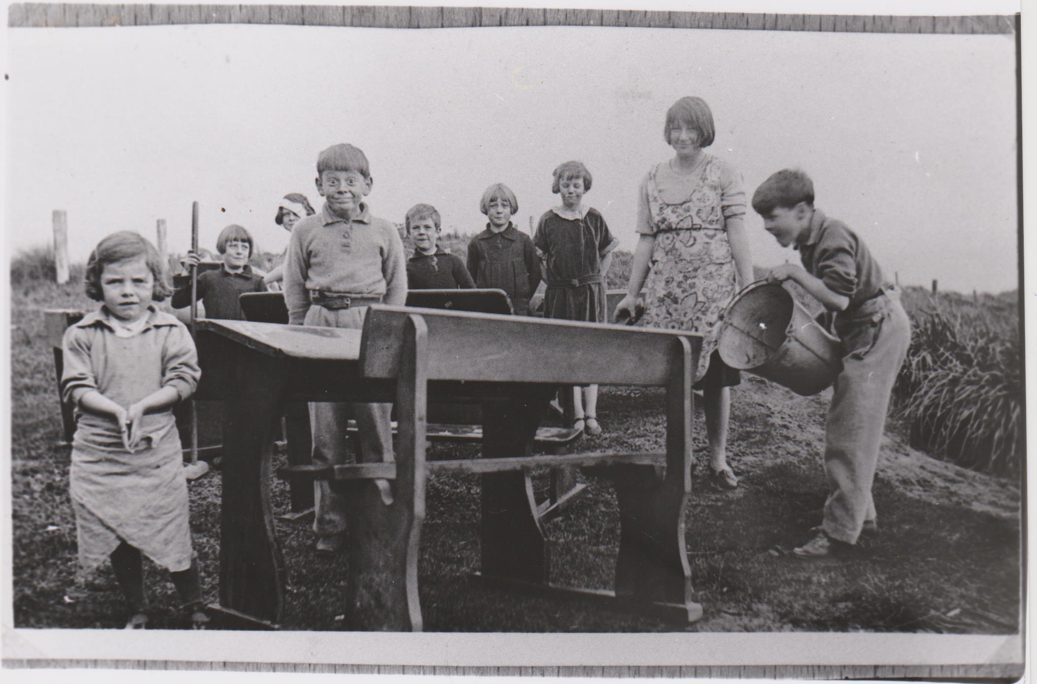 Cape Otway schoolchildren cleaning desks 1930's